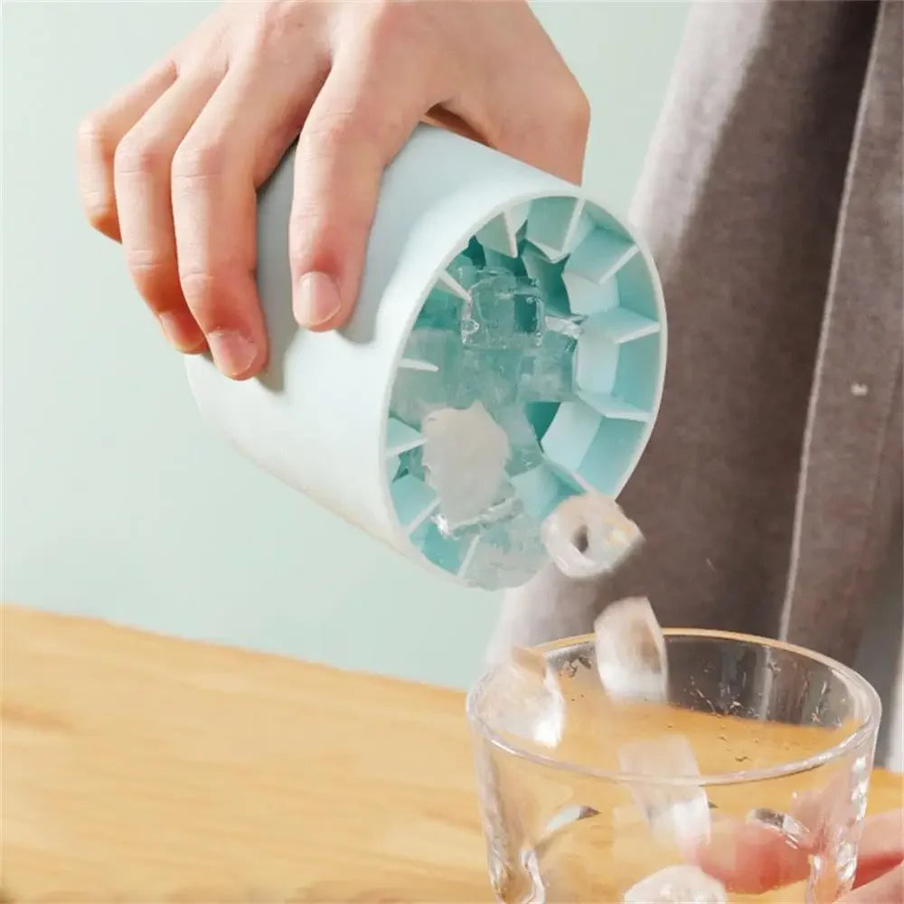 2-in-1 Silicone Ice Cube Mold & Bucket – Portable Ice Maker